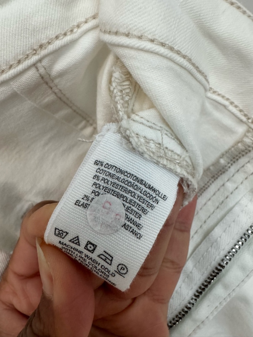Free People “Just Float On” flare jeans in winter white, size 27R - Picture 4 of 6